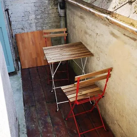 Chic Avec Terrasse Au Centre De